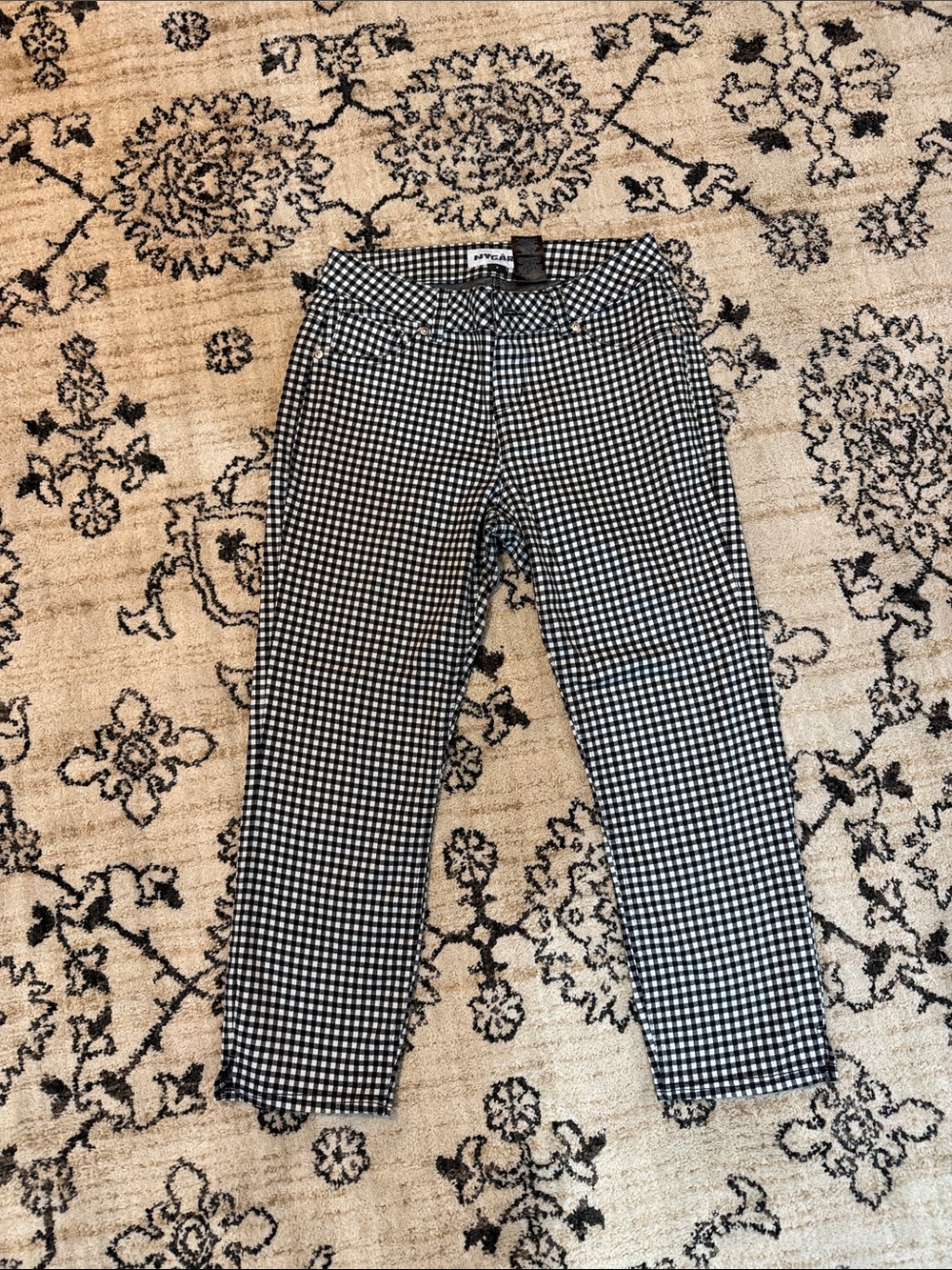 Black and White Checkered Capris / Jeans